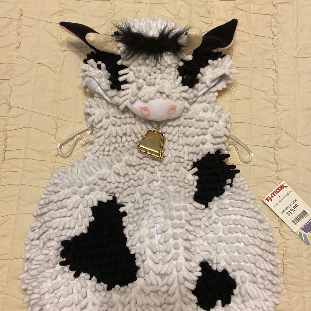 Going wild cow Halloween costume. NWT. 6-9 mos